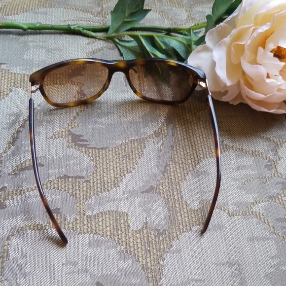 Tory Burch sunglasses main image 5